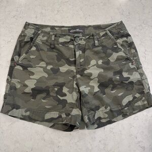 Eddie Bauer Camo Flat Front Shorts Stretch Army Green Casual Hiking Khaki Chino